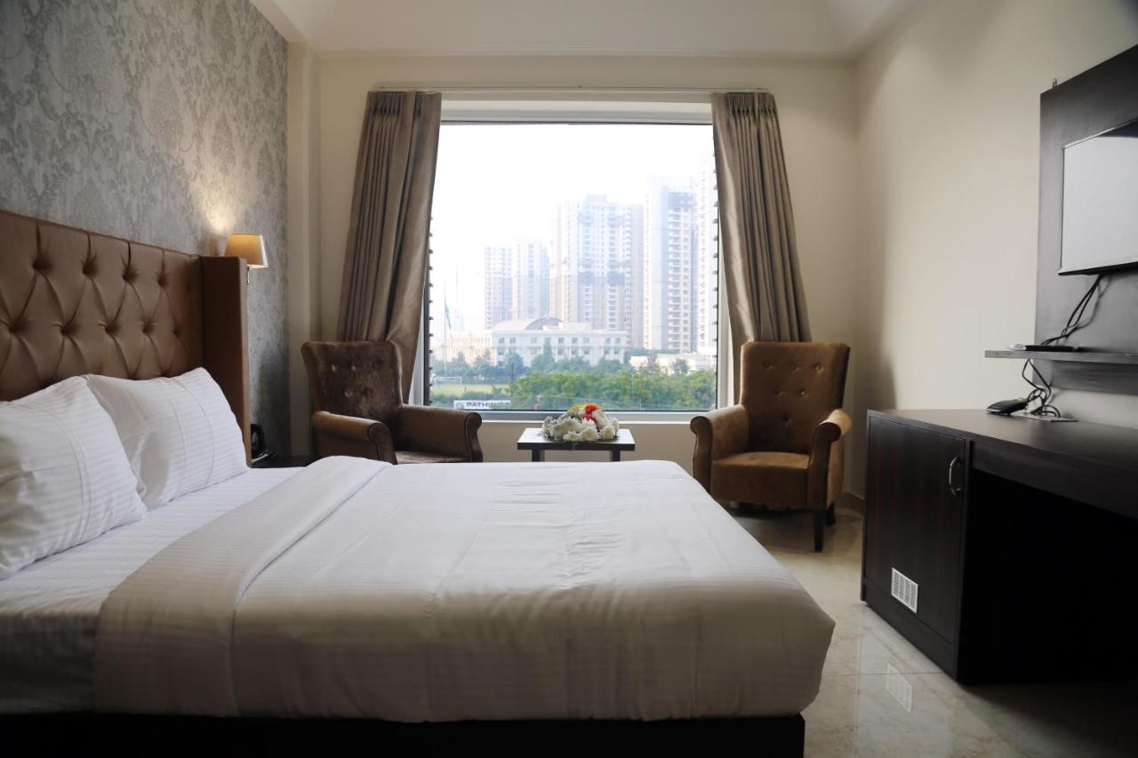 Awadh Inn Noida Esterno foto